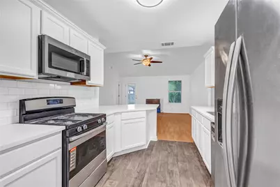 16613 Jaron Drive, Manor, TX 78653 - Photo 11