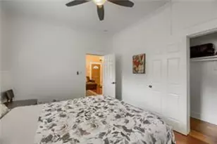 911 E 2nd St, Austin, TX 78702 - Photo 17