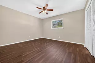 2201 Deadwood Dr, Austin, TX 78744 - Photo 9