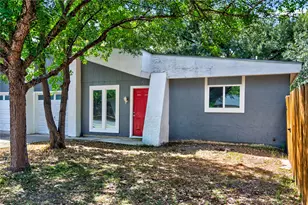 2201 Deadwood Dr, Austin, TX 78744 - Photo 3