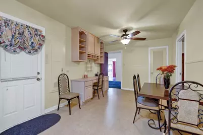 800 N Bishop Street, San Marcos, TX 78666 - Photo 7
