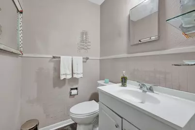 800 N Bishop Street, San Marcos, TX 78666 - Photo 11