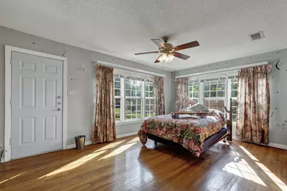 800 N Bishop Street, San Marcos, TX 78666 - Photo 5
