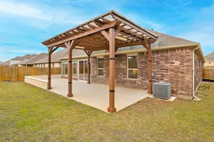 421 Abruzzi St, Leander, TX 78641 - Photo 35