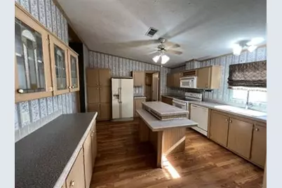 99 Roots Road, Martindale, TX 78655 - Photo 9