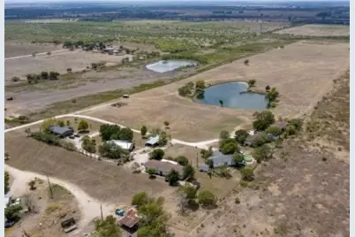 99 Roots Road, Martindale, TX 78655 - Photo 1