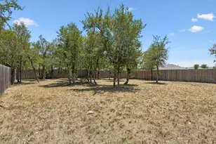 135 Plumeria Dr, Dale, TX 78616 - Photo 17