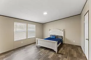 135 Plumeria Dr, Dale, TX 78616 - Photo 9