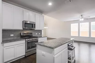 205 Penna Lane, Georgetown, TX 78628 - Photo 11