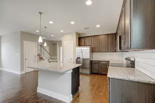 708 Coconut Grove St, Pflugerville, TX 78660 - Photo 9