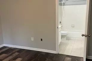 1725 Harvey Mitchell Pkwy S, College Station, TX 77840 - Photo 9