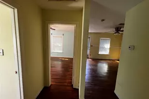 2014 Peoples St, Austin, TX 78702 - Photo 5