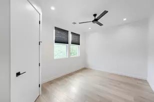 4805 Sara Dr, Austin, TX 78721 - Photo 21