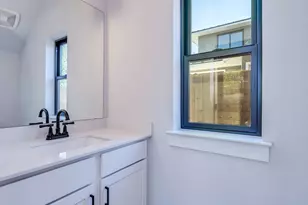 206 E Wonsley Dr, Austin, TX 78753 - Photo 31