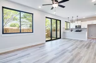 206 E Wonsley Dr, Austin, TX 78753 - Photo 27