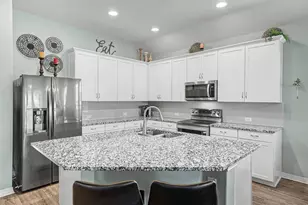 108 Finley St, Hutto, TX 78634 - Photo 13