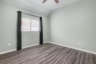 108 Finley St, Hutto, TX 78634 - Photo 35