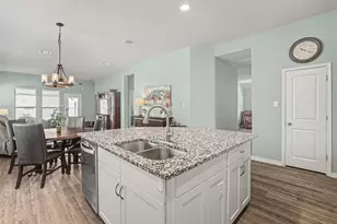 108 Finley St, Hutto, TX 78634 - Photo 15