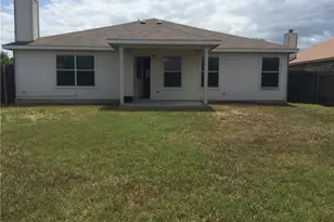 2001 Angelique Ct, Leander, TX 78641 - Photo 15