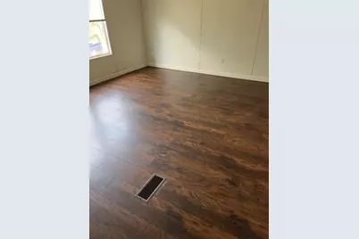 732 Hidden Oaks Drive, Elgin, TX 78621 - Photo 7