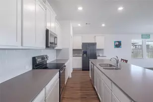 108 Red Buckeye St, Hutto, TX 78634 - Photo 15