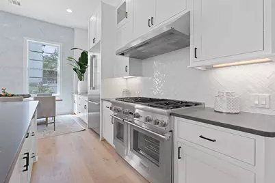 1719 Spyglass Drive #6, Austin, TX 78746 - Photo 11