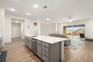 1633 Weavers Bnd, Georgetown, TX 78628 - Photo 3
