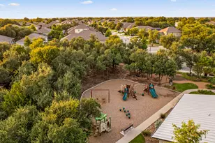 1633 Weavers Bnd, Georgetown, TX 78628 - Photo 27