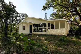 435 Spangenberg Rd, Blanco, TX 78623 - Photo 3