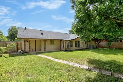 2305 Lathan Lane, Taylor, TX 76574 - Photo 31