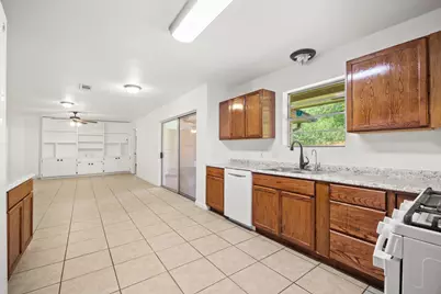 2305 Lathan Lane, Taylor, TX 76574 - Photo 15