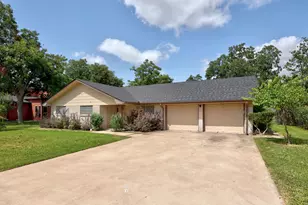 2305 Lathan Ln, Taylor, TX 76574 - Photo 1