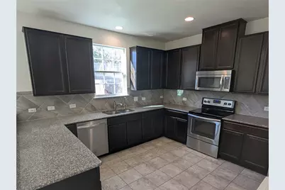 6805 Sunderland Trail, Austin, TX 78747 - Photo 9