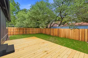 7807 Keswick Dr, Austin, TX 78745 - Photo 23