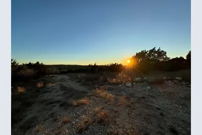 640 Sycamore Creek Drive, Dripping Springs, TX 78620 - Photo 15