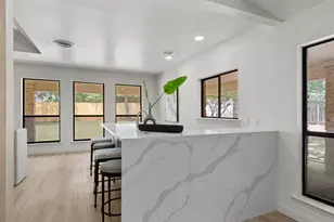 703 Parkway St, Georgetown, TX 78628 - Photo 11