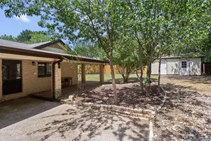 703 Parkway St, Georgetown, TX 78628 - Photo 29