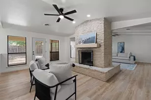 703 Parkway St, Georgetown, TX 78628 - Photo 9