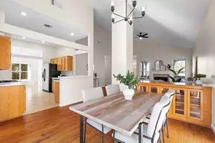 2211 Tanglevine Dr, Austin, TX 78748 - Photo 11