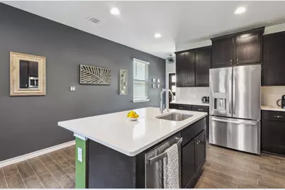 707 Eves Necklace Drive, Buda, TX 78610 - Photo 9