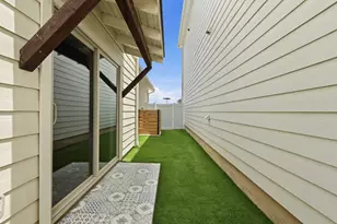 8201 Frida Bend, Austin, TX 78744 - Photo 27