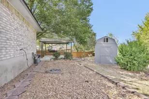 1906 Round Table, New Braunfels, TX 78130 - Photo 35