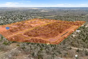 130 Las Cimas Dr, Elgin, TX 78621 - Photo 5