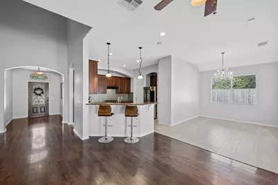 5609 York Bridge Circle, Austin, TX 78749 - Photo 7