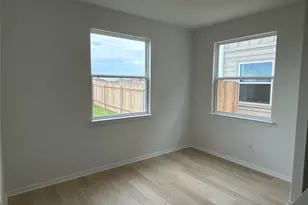 156 White Horses Dr, Kyle, TX 78640 - Photo 17