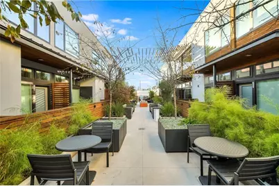 2002 E 7th Street #212, Austin, TX 78702 - Photo 21