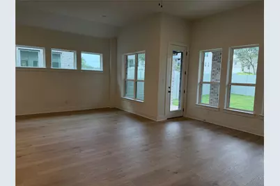501 Texas Sky Drive, Georgetown, TX 78628 - Photo 7