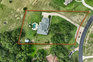 109 Westview Dr, Georgetown, TX 78628 - Photo 5