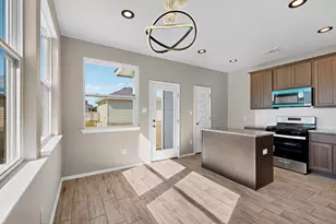 189 Fabion St, Kyle, TX 78640 - Photo 9