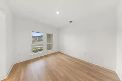 8700 Olmsted Way, Austin, TX 78747 - Photo 7